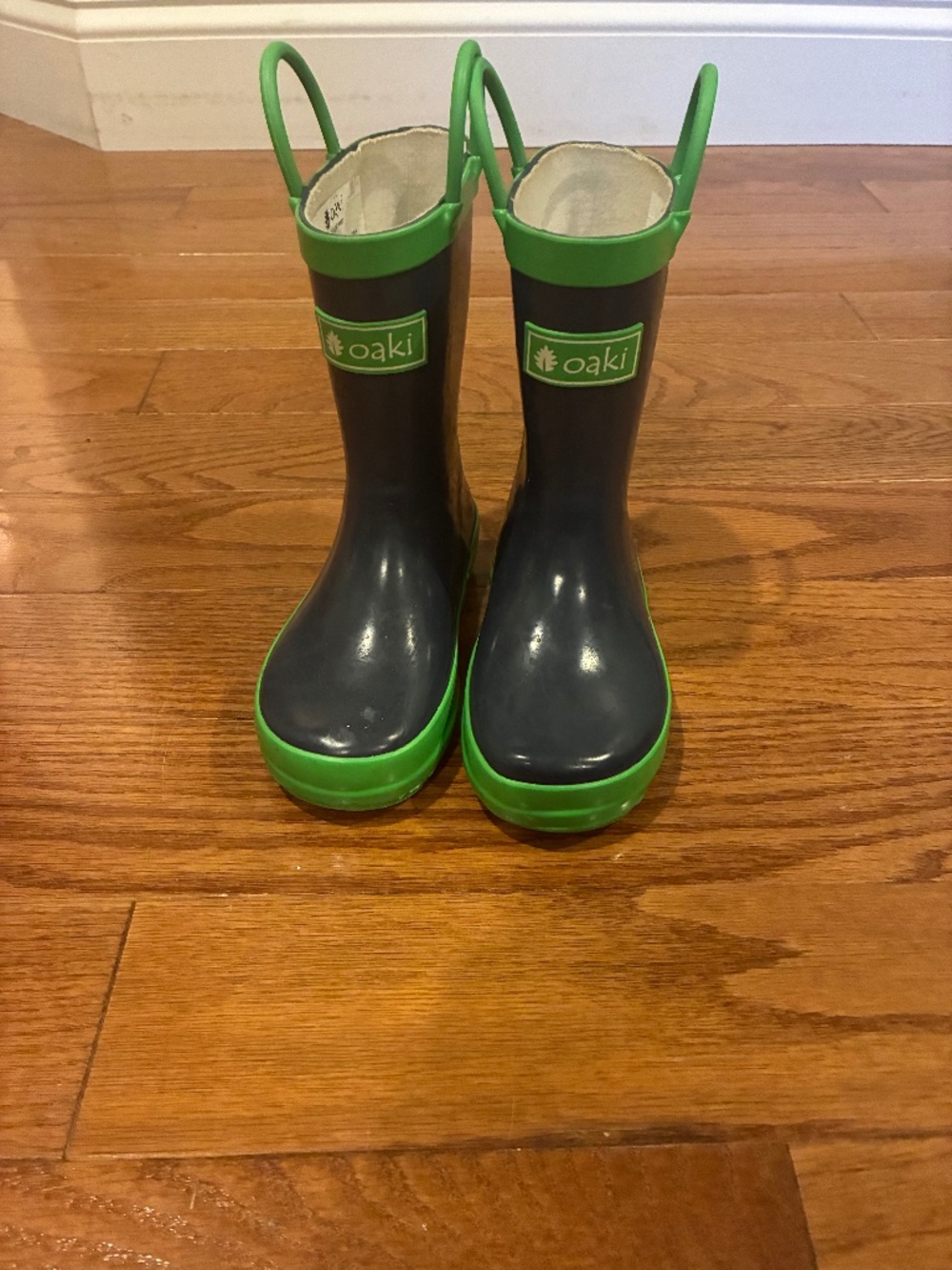 Boys rain boots